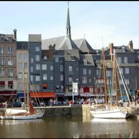 Moderne Avec Terrasse à 5 Min De Honfleur Parking Et Piscine * Équemauville