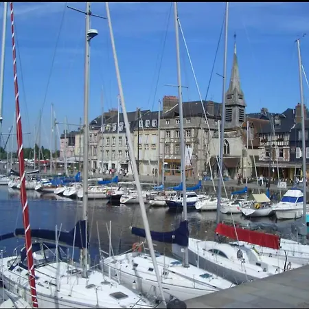 Moderne Avec Terrasse à 5 Min De Honfleur Parking Et Piscine Appartement