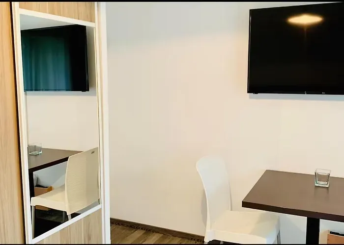 Διαμέρισμα Standing Avec Terrasse Pres De Honfleur Parking Et Piscine Équemauville