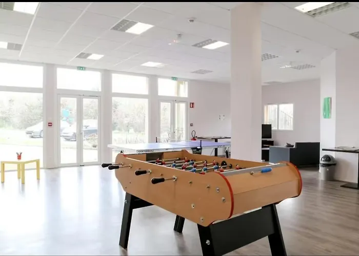 Standing Avec Terrasse Pres De Honfleur Parking Et Piscine