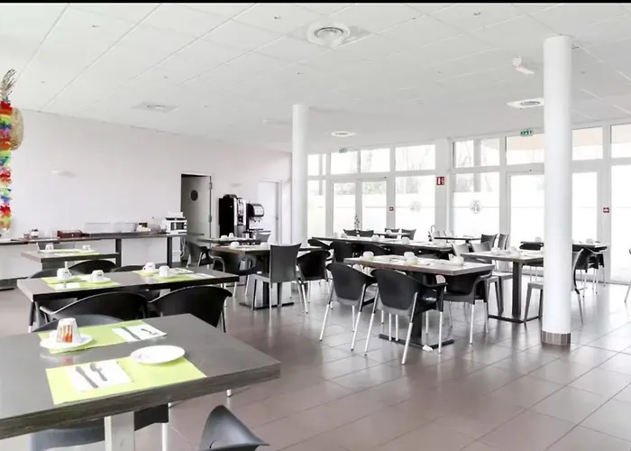 Standing Avec Terrasse Pres De Honfleur Parking Et Piscine Διαμέρισμα Équemauville